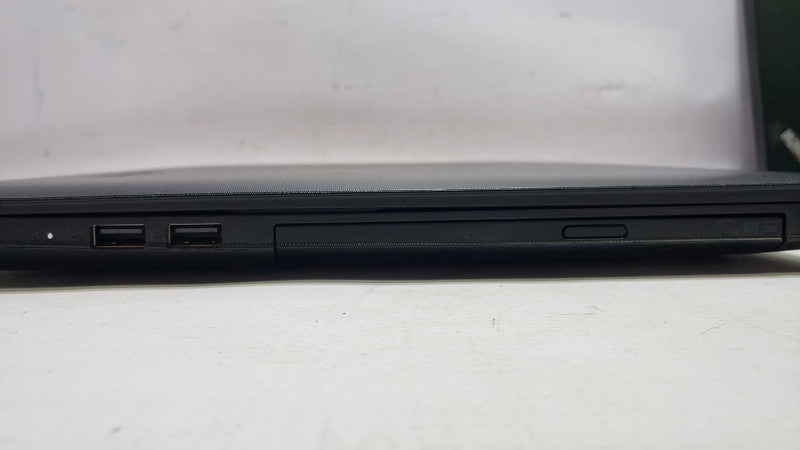 Lenovo IdeaPad 5 Pro 15\\'\\' 500GB HDD Intel core i5 - 6200U 2.3GHz DDR3 8GB RAM [