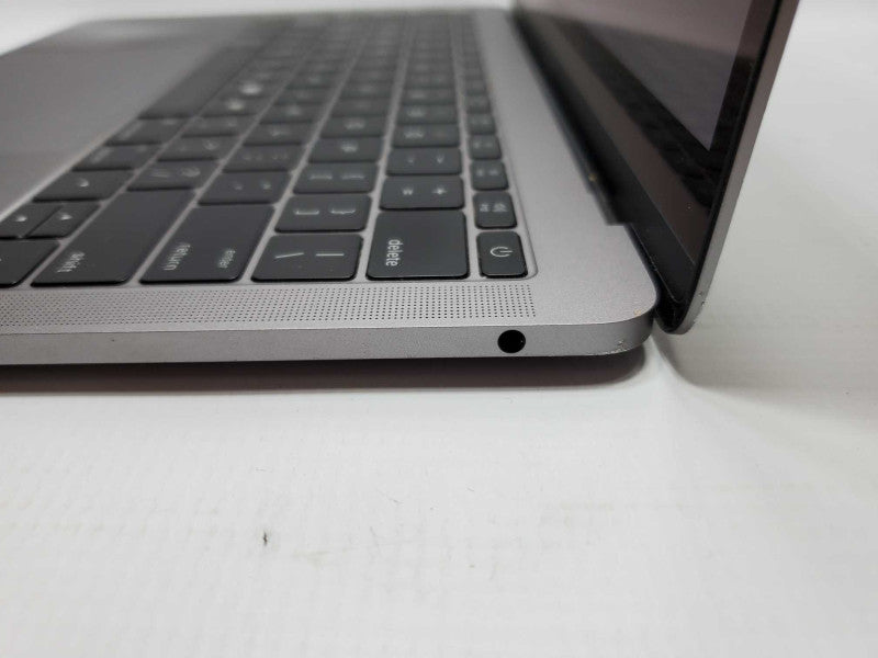 MacBook Pro 2016 13\\" Core i5-6360U @ 2.3 GHz 8GB Ram 250GB SSD *READ* (