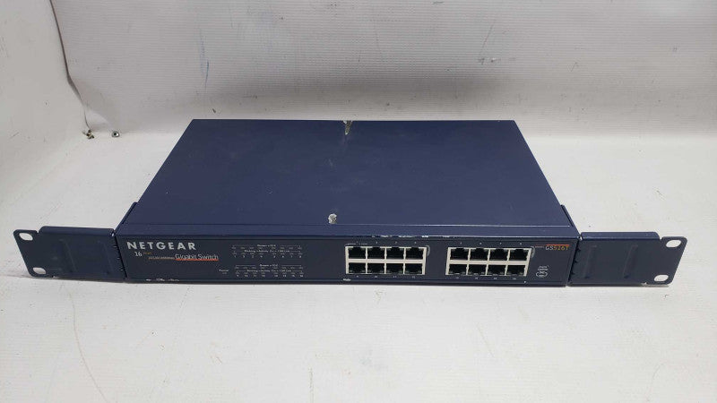 Netgear ProSafe GS516T + Brackets NetGear GS516T 16-Port Gigabit Switch [