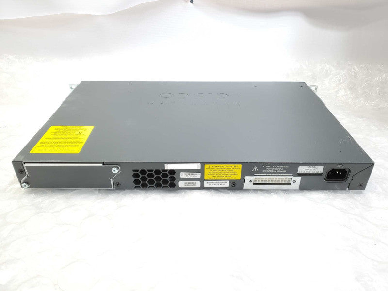 Cisco WS-C2960X-24TS-L 24-Port 10/100/1000 Gigabit Switch )