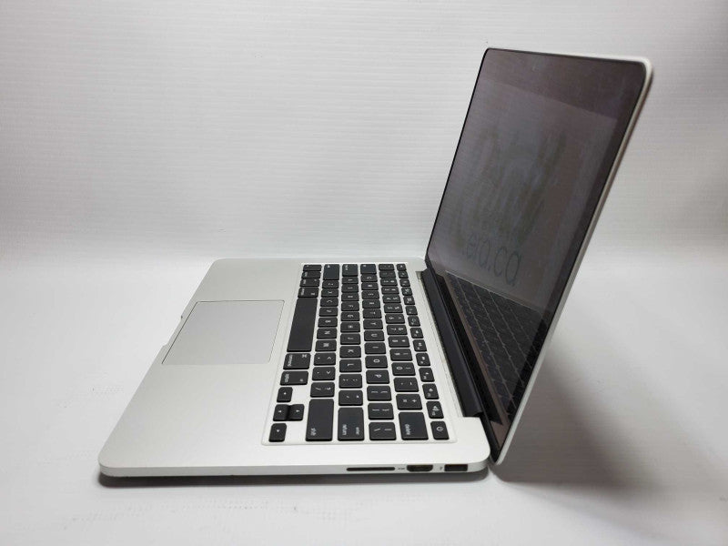 MacBook Pro 2015 13\\" Retina i7-5557U @ 3.1 GHz 16GB Ram 250GB SSD *READ* (