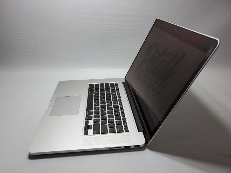 MacBook Pro 2015 15\\" Retina i7-4870U @ 3.1 GHz 16GB Ram 250GB SSD *READ* (