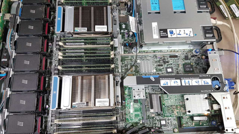 HP Proliant DL360p Gen8 2x Xeon E5-2609 @ 2.40ghz / 256gb ram /P420i Ctrl #