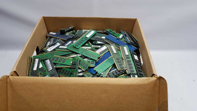 28.4 LB of Mixed Scrap Ram No Heat Sink / Memory - AS-IS - READ * #