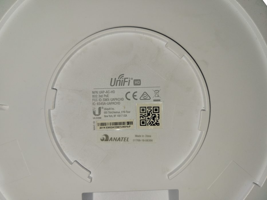Ubiquiti Networks UniFi UAP-AC-HD Wi-Fi Access Point  Q_