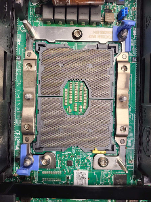 Dell PowerEdge FC640 Barebone Server Blade No CPU/RAM/HDD Q$