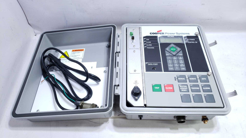Cooper Power Systems Model CBC-8000  [