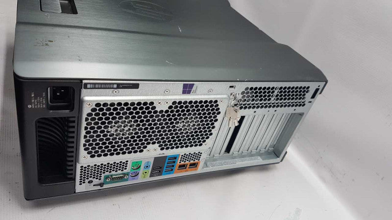 HP Z840 xeon E5-2630 V.4@2.20Ghz 16GB RAM #