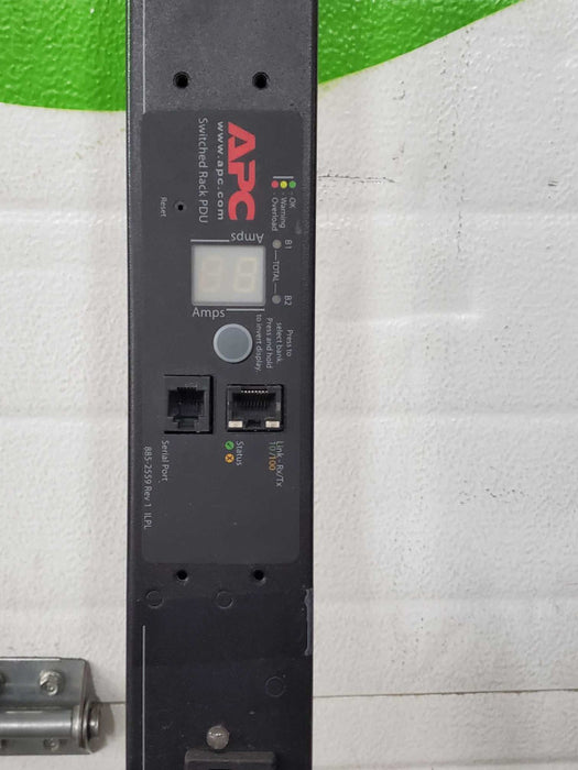 APC AP7932 Rack PDU Switched 24-Outlet Zero U 30A 120V 24x 5-20, AS-IS _