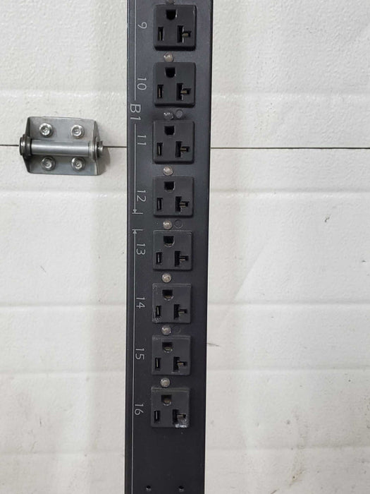 APC AP7932 Rack PDU Switched 24-Outlet Zero U 30A 120V 24x 5-20, AS-IS _