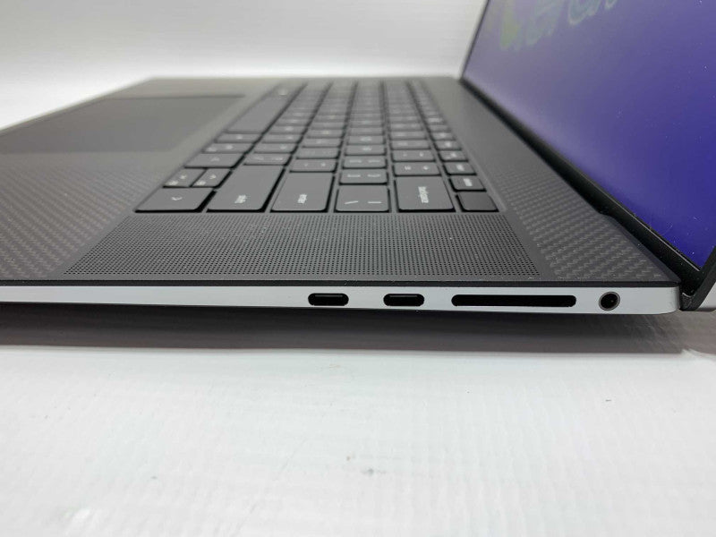 17\\" DELL Precision 5750 with i7-10850H CPU 32GB RAM & 1TB NVME Storage   -