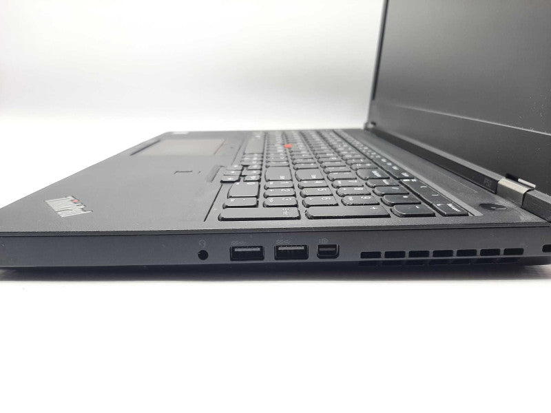 LENOVO ThinkPad P52 i7-8850H CPU @ 2.60GHz 32GB RAM NIVIDIA Quadro P2000 +