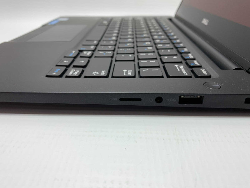 13\\" TouchScreen DELL Latitude 7370 with intel m5-6Y54 CPU 8GB RAM & 128GB -