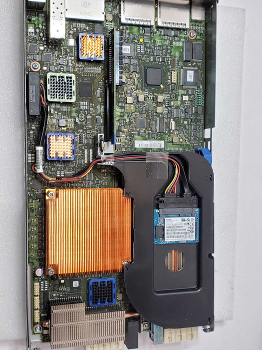 HP 3PAR-7200 Controller Module 683245-001 QR482-63001 _