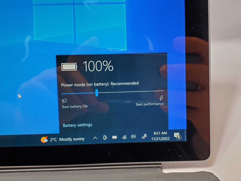Microsoft Surface Pro Model 1796, i7-7200U 2.5GHz 8GB RAM 256GB Storage, Read _