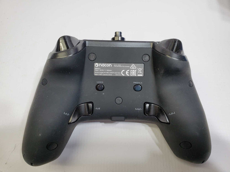 NACON Revolution Pro Controller PS4 Black AS-IS