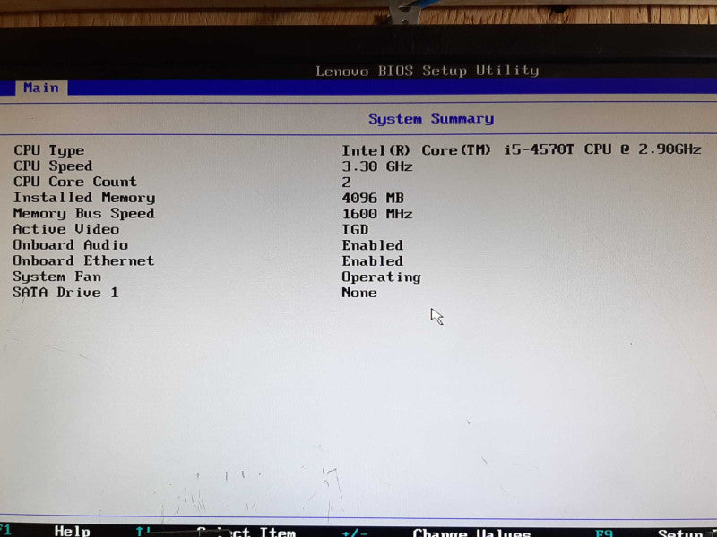 Lenovo ThinkCentre M73 i5-4570T @ 2.9GHz 4GB RAM - NO HDD + +