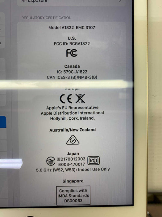 Apple iPad 5th Gen 32G Gold A1822 Good  [