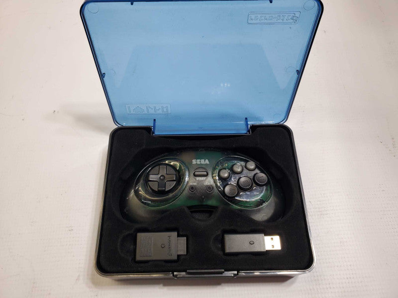 RETRO-BIT SEGA GENESISÂ® 8-Button Arcade Pad 2.4 GHz Wireless OPEN BOX