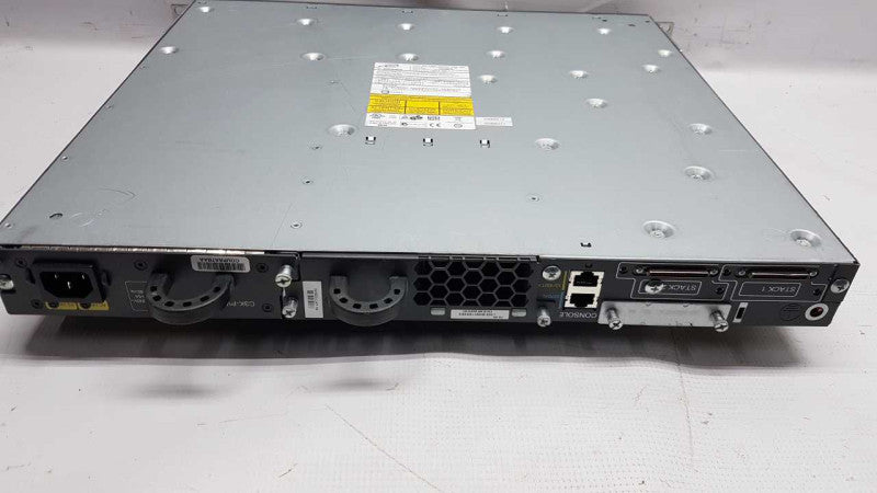 Cisco ws-c3750e-48pd gigabit PoE 48x port network switch / FACT. RESET #