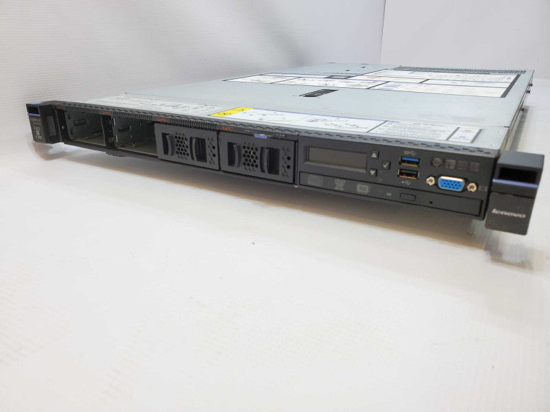 Lenovo System X3550 M5 2x Xeon E5-2620 @ 2.4GHz 32GB Ram 4x 3.5\\" No HDD M5210 (