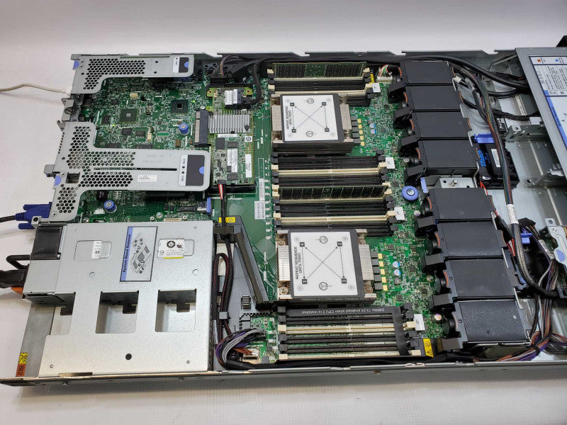 Lenovo System X3550 M5 2x Xeon E5-2620 @ 2.4GHz 32GB Ram 4x 3.5\\" No HDD M5210 (
