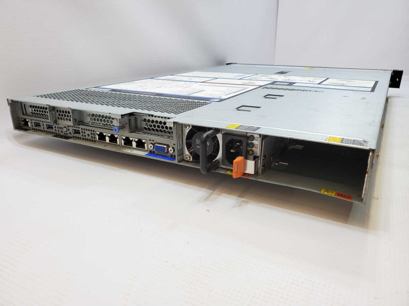 Lenovo System X3550 M5 2x Xeon E5-2620 @ 2.4GHz 32GB Ram 4x 3.5\\" No HDD M5210 (