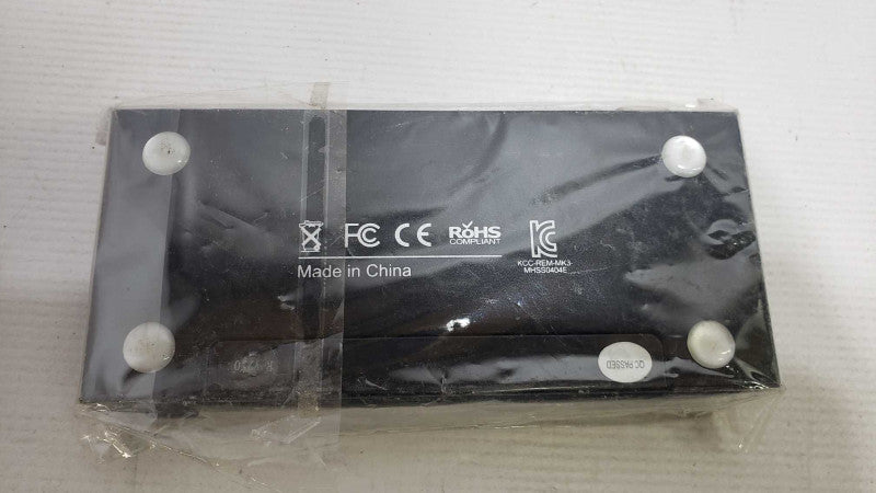 Monoprice 4x4 Matrix HDMI Switch & Splitter MHSS0404E [