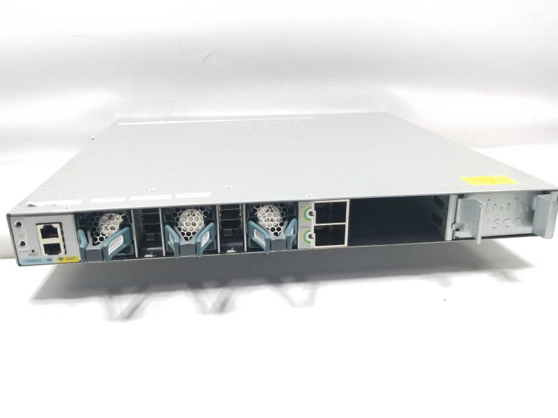 Cisco Catalyst WS-C3850-24P-L Switch 24Port Gigabit PoE+, FCTY RESET, READ* ~
