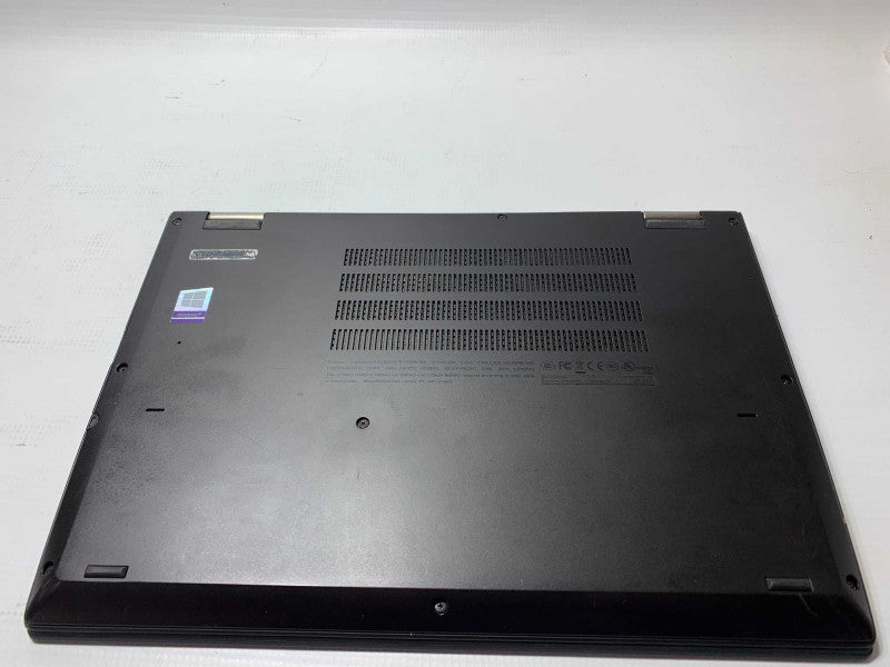 Lenovo ThinkPad Yoga 370 13.3\\" Intel i5-7300U 8GB 256GB SSD Touchscreen -