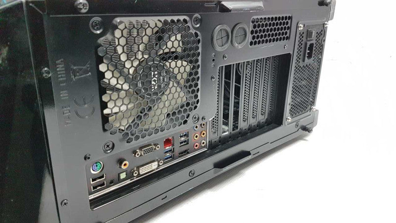 Custom PC i7-4770k @ 3.50ghz / 8gb ram / 650w psu / Z87-GD65 Mobo / READ #