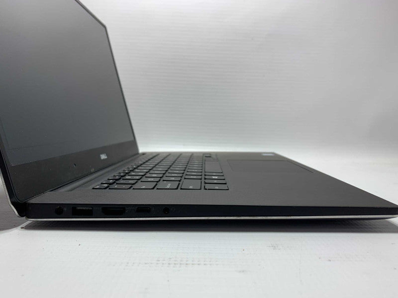 DELL Precision 5510 with i7-6820HQ CPU 8GB RAM & Quadro M1000M -