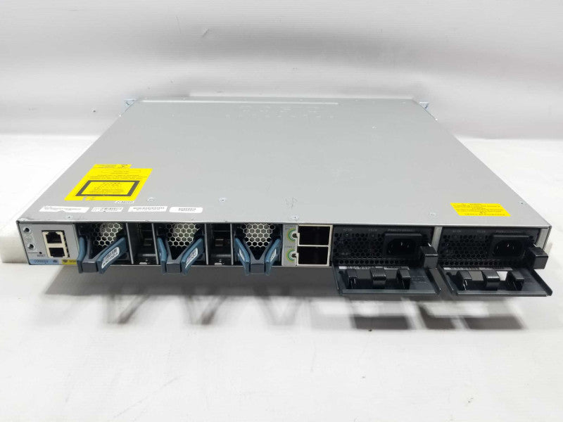 Cisco WS-C3850-24T-E 24 Port GB Switch, 2x PWR-C1-350WAC, FCTY RESET ~