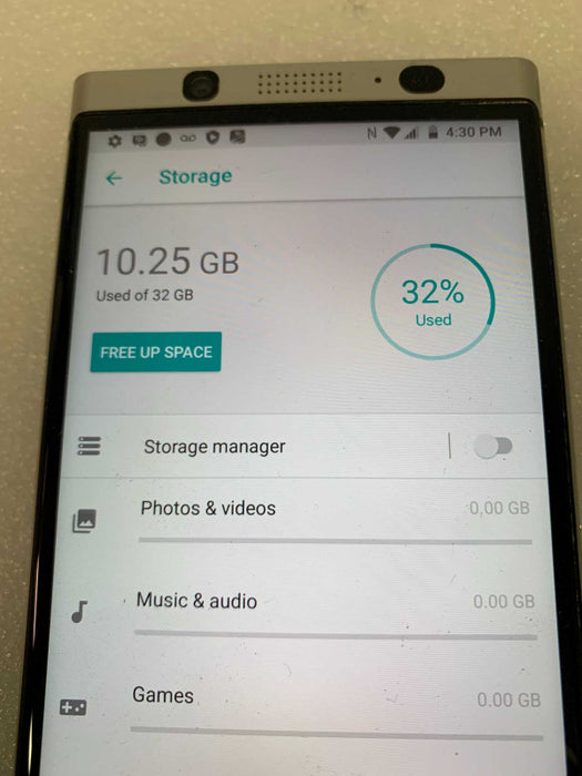 BlackBerry KEYone BBB100-1 32GB android 8.1.0 / Flimsy back cover #