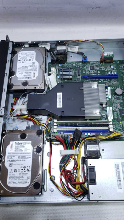 Lenovo ThinkServer RS160 1U e3-1230V5@3.4GHz 8GB ECC DDR4 2x1TB HDD [