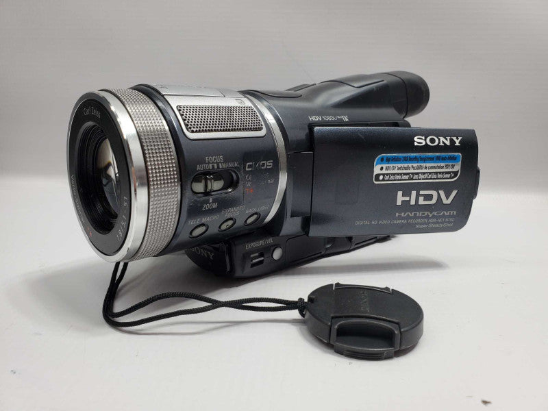 SONY Handycam HDR-HC1 MiniDV Tape Camcorder |