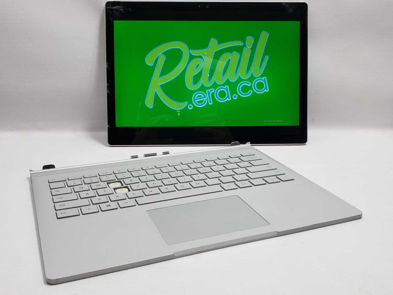 Microsoft Surface Book 1, 13.5\\" i5-6300U 8GB RAM 256GB Storage |