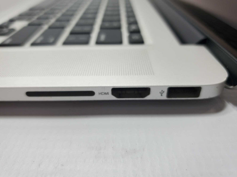 Macbook Pro 2015 15\\" Core i7-4770HQ @ 2.2 GHz 16GB Ram 250GB SSD *QTY* (