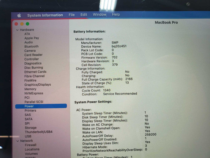 MacBook Pro 2013 13\\" Core i5-4288U @ 2.6 GHz 8GB Ram 500GB SSD *READ* (