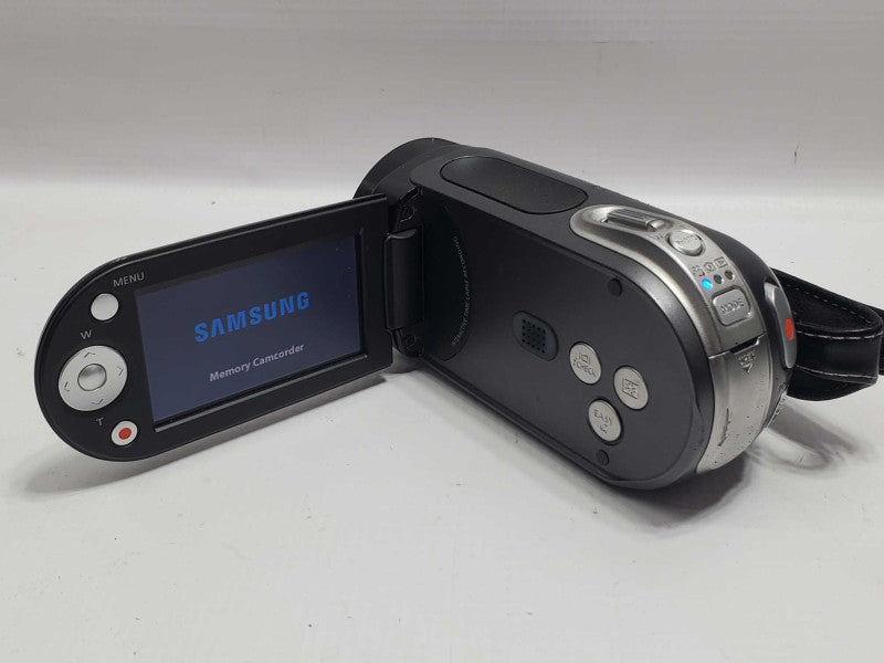 Samsung SMX-F30BN/XA C Digital Video Camera |