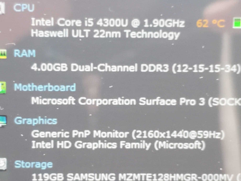 Microsoft Surface 1631 i5-4300U 8GB RAM 256GB Storage |
