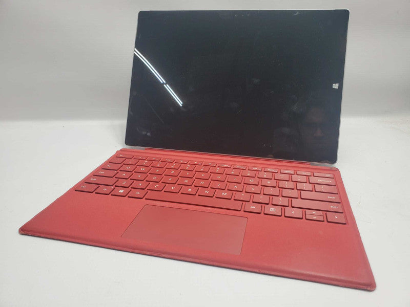 Microsoft Surface 1631 i5-4300U 8GB RAM 256GB Storage |