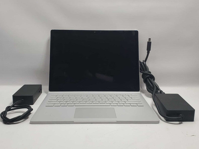 Microsoft Surface Book 1, 13.5\\" i5-7300U 8GB RAM 256GB Storage (READ) |