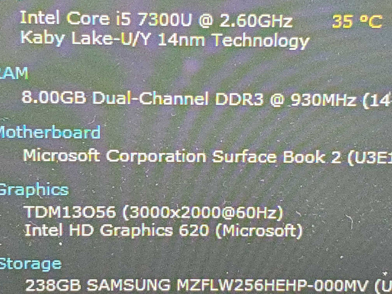 Microsoft Surface Book 1, 13.5\\" i5-7300U 8GB RAM 256GB Storage (READ) |