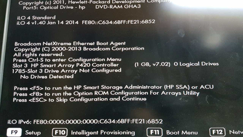 HP Proliant ML310e Gen8 v2 Xeon E3-1240 V3 @ 3.40ghz / B120i / P420 Raid Ctrl #