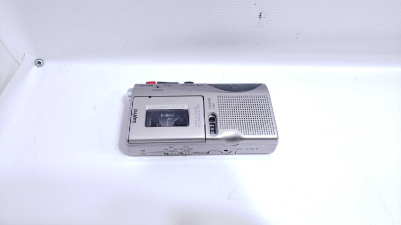 SANYO Model - M 5799 - Microcassette Voice Activated System HANDHELD RECORDE [