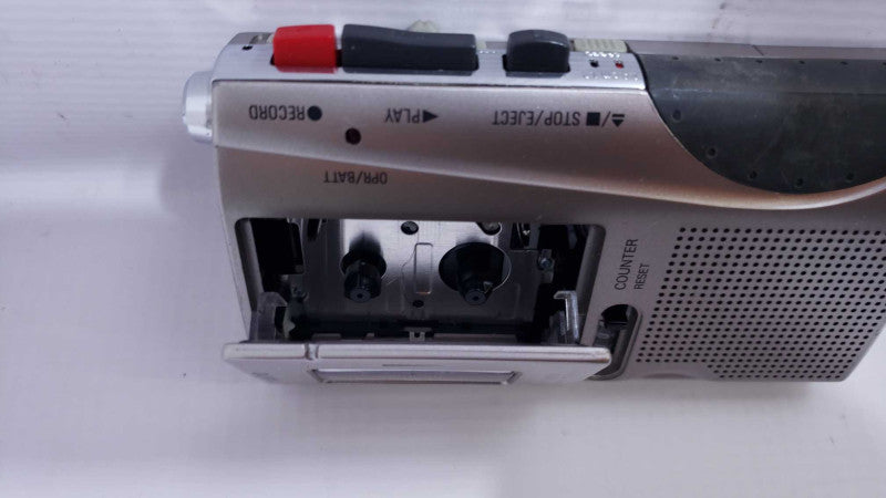 SANYO Model - M 5799 - Microcassette Voice Activated System HANDHELD RECORDE [