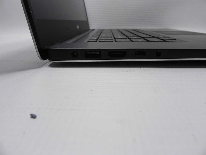 DELL Precision 5520 with i7-7820HQ 16GB RAM NO Storage  -