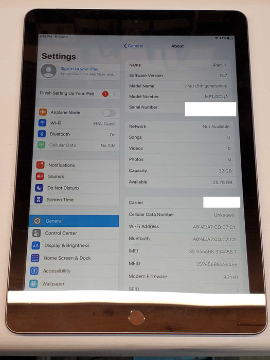 Apple iPAD 5th Gen 32GB, Unlocked, Factory reset _