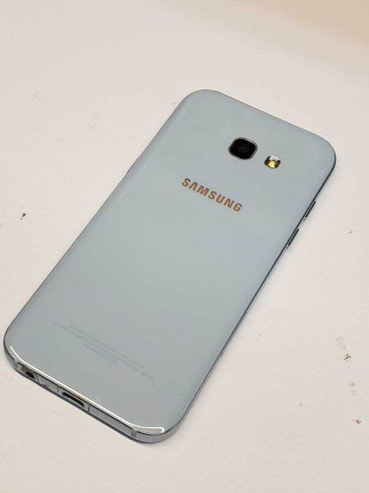 SAMSUNG Galaxy A5 2017 SM-A520W Unlocked 32 GB White, locked to Bell _